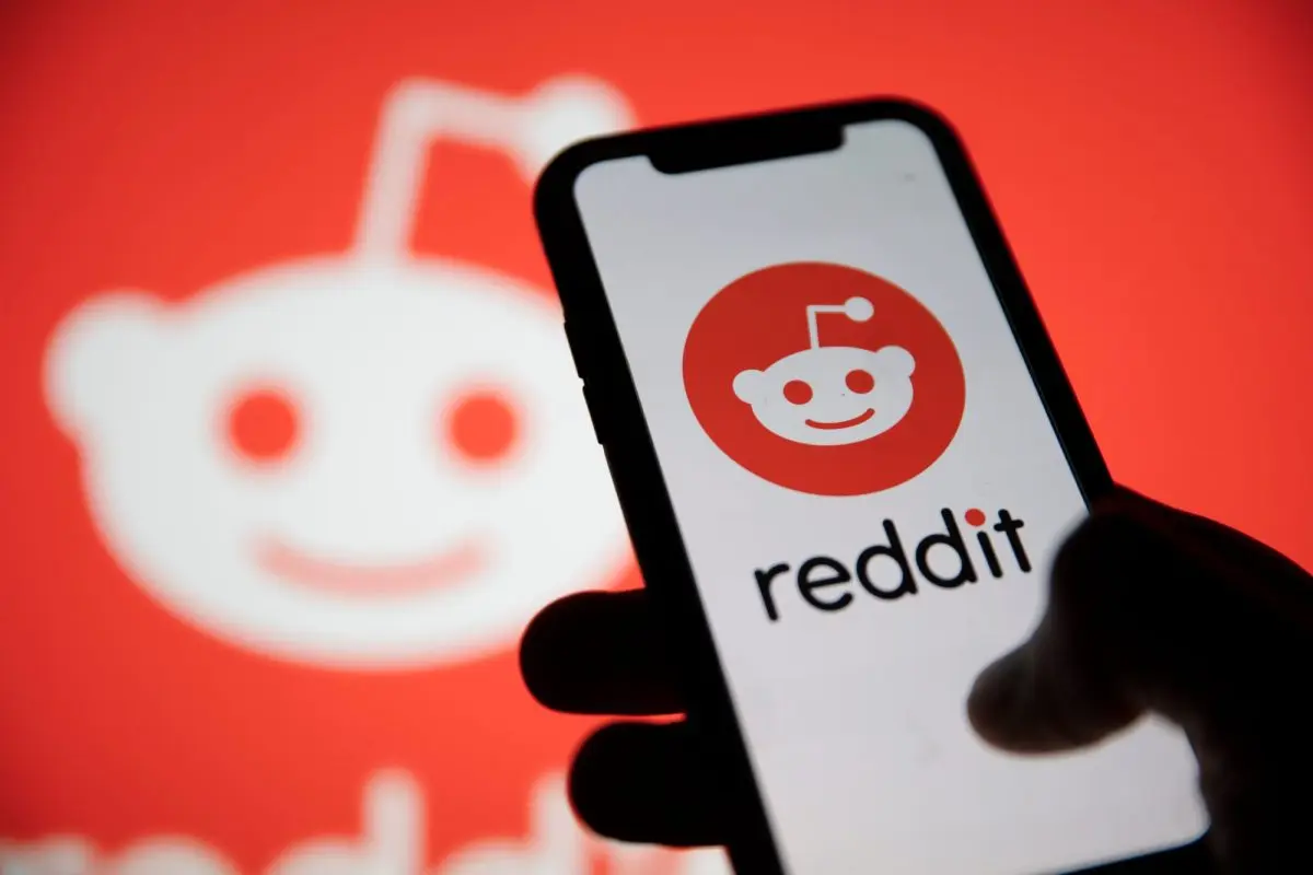 Reddit gaat inloggen verplichten nu zoekverkeer via Google opdroogt
