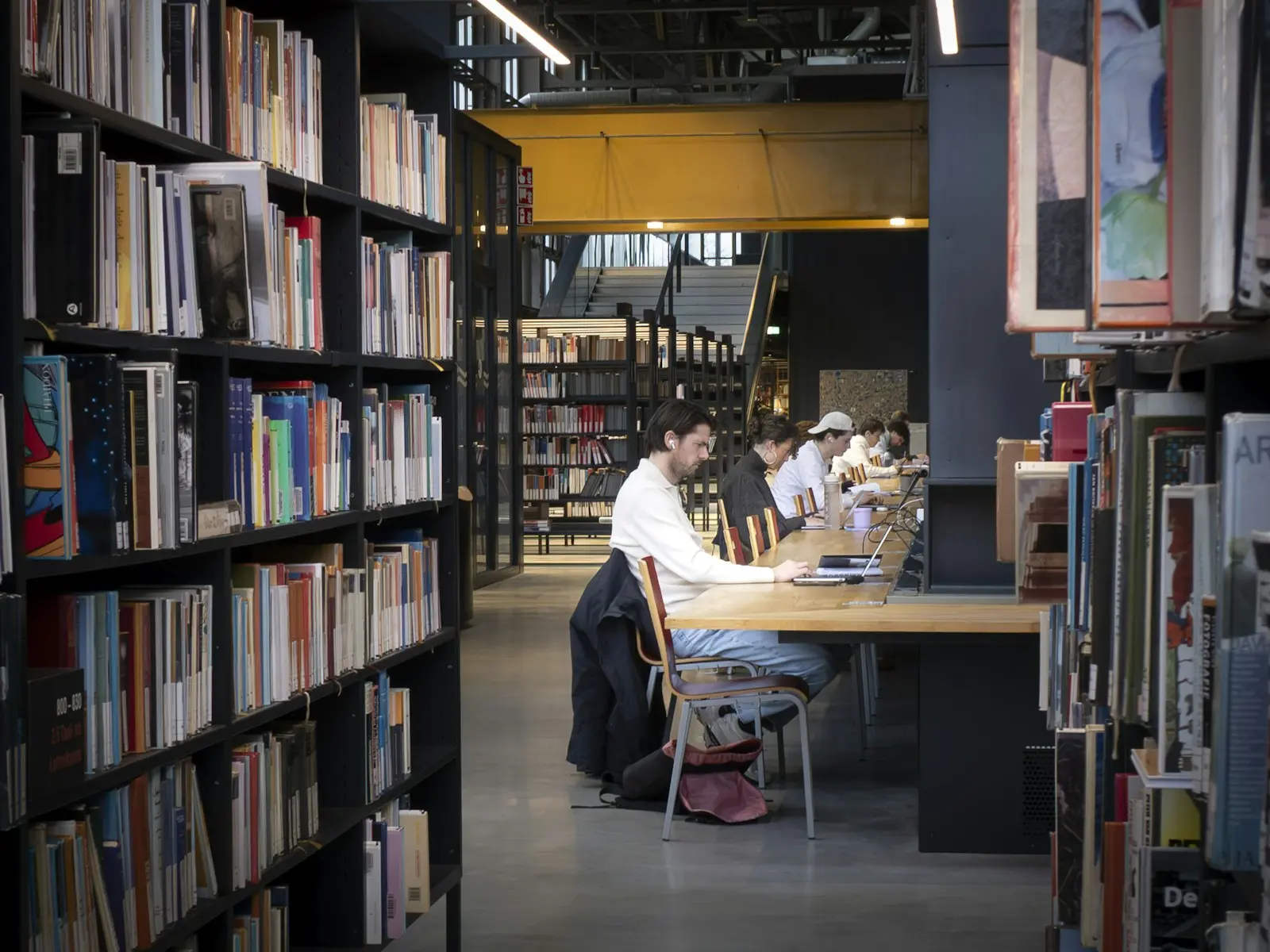 Turnitin wil studentwerk inzetten voor AI, Britse universiteiten haken af